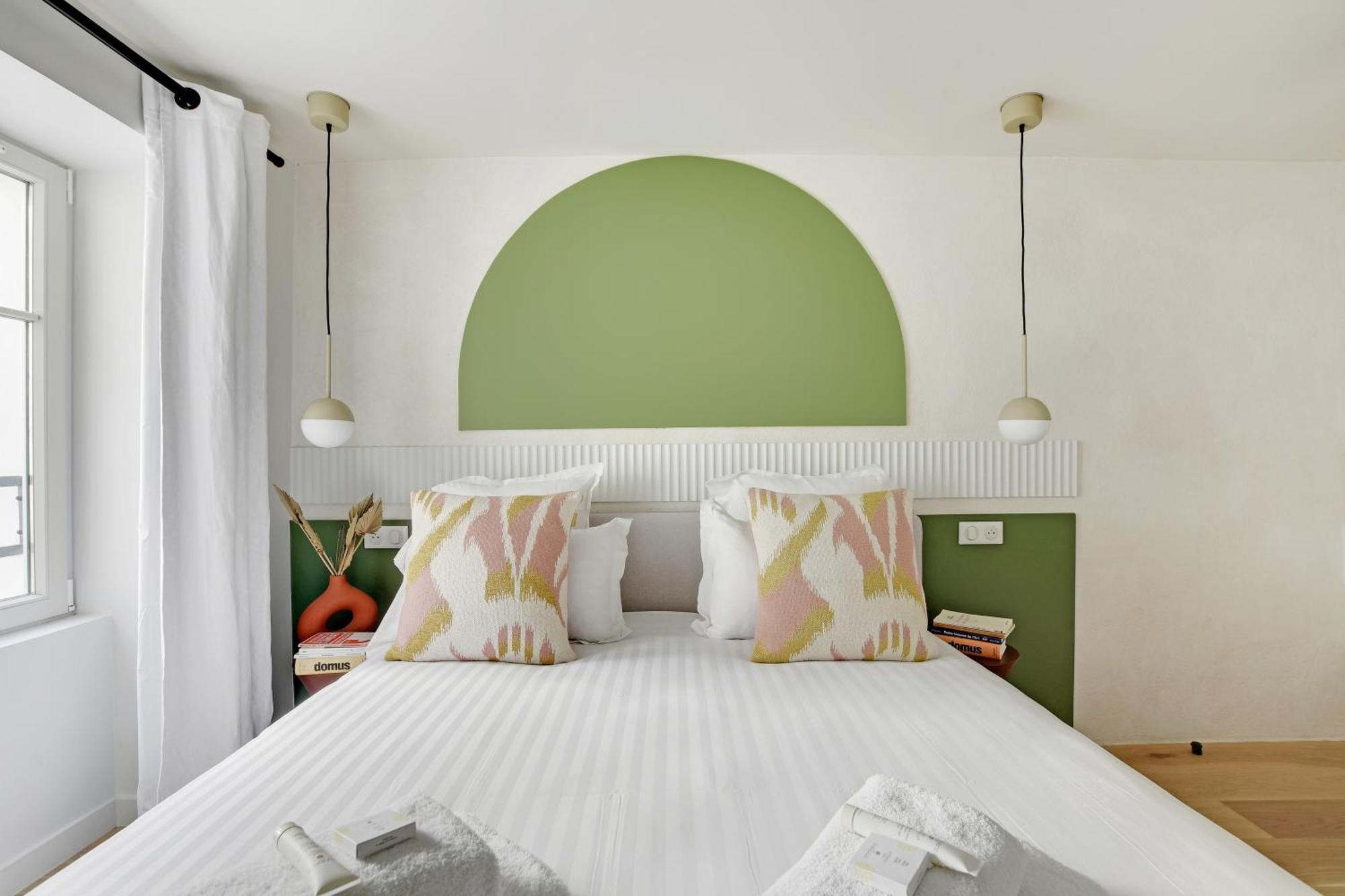 Sereners Apartments In Montorgueil - Rue Saint-Denis Париж Экстерьер фото