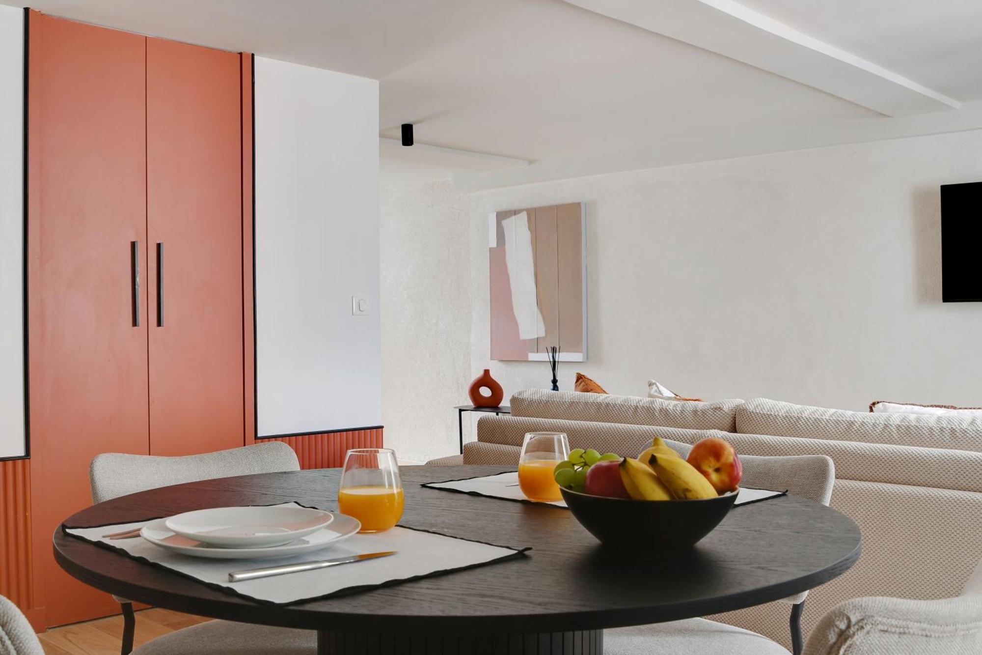 Sereners Apartments In Montorgueil - Rue Saint-Denis Париж Экстерьер фото